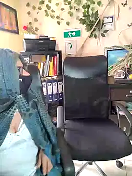 Snapshot of NAJWA-ARAB chatting on 02-12-25, 05:26 NAJWA-ARAB online show from 02-12-25, 05:26