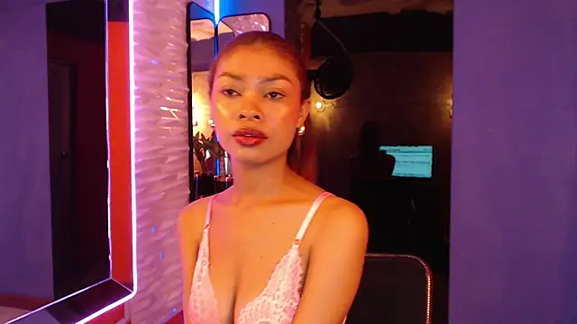 Perla prg online show from 02-20-25, 03:19