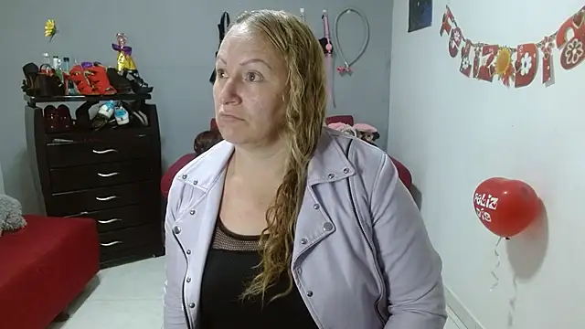 emperabigbootybigass online show from 02-25-25, 12:13