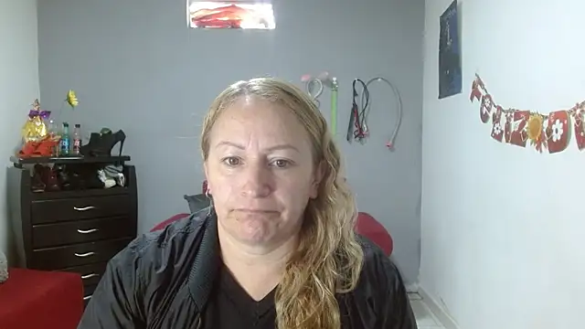 emperabigbootybigass online show from 03-05-25, 12:22