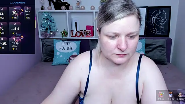 AnnaXCherri online show from 12-17-25, 03:12