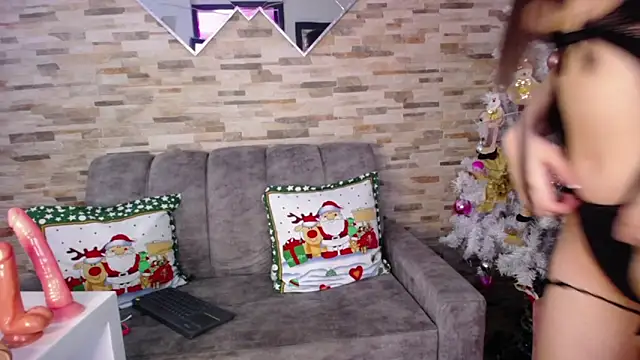 Snapshot of ashlye_hill chatting on 12-14-24, 03:51 ashlye hill online show from 12-14-24, 03:51