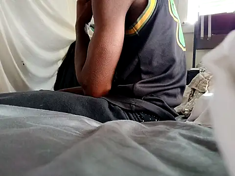 DevinToore online show from 11-23-25, 07:24