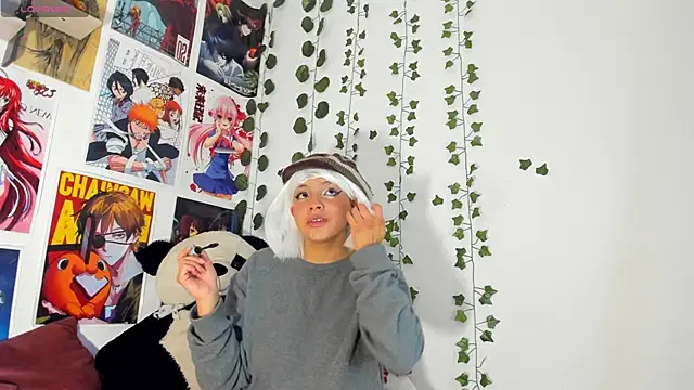 miku katsuragi online show from 01-07-25, 07:10