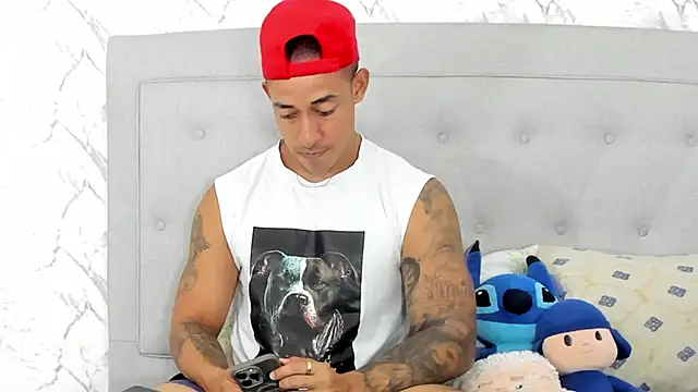 luigiferrara online show from 02-16-25, 04:32