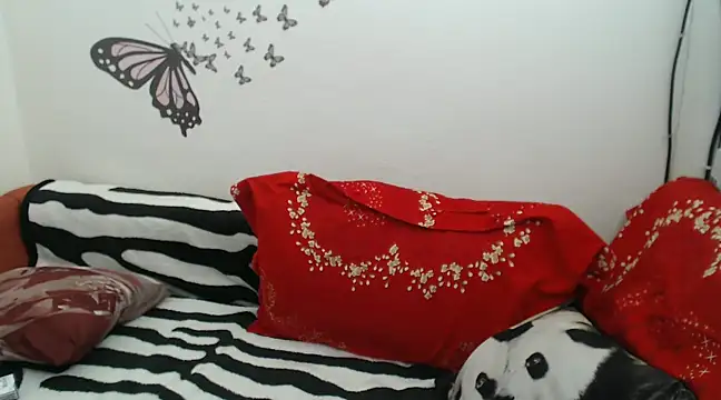 LadyHellene online show from 01-29-25, 01:49