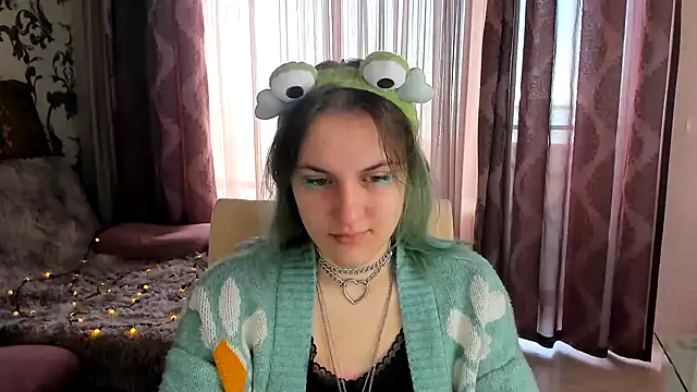 MelaniSep online show from 12-14-24, 07:51