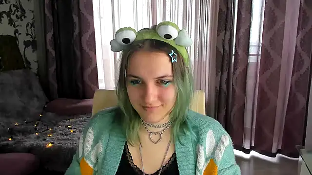 MelaniSep online show from 12-18-24, 09:14