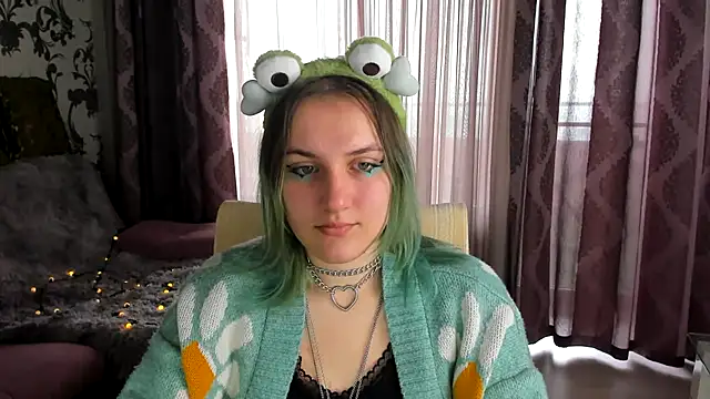 MelaniSep online show from 12-19-24, 09:18