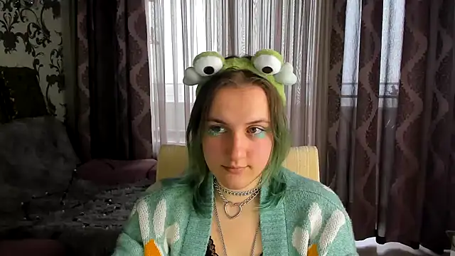 MelaniSep online show from 12-21-24, 09:12