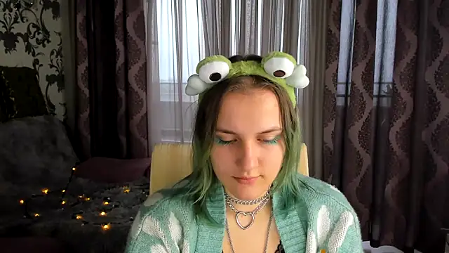 MelaniSep online show from 12-21-24, 12:16