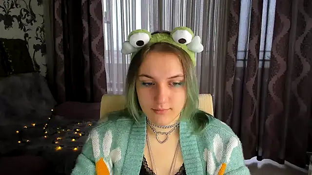 MelaniSep online show from 12-22-24, 08:38