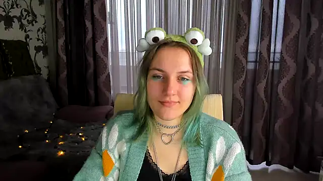 MelaniSep online show from 12-23-24, 08:44