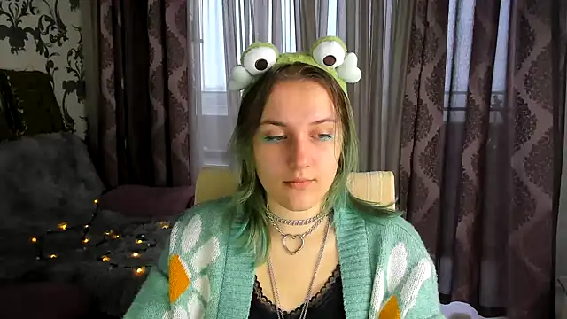 MelaniSep online show from 12-25-24, 08:51