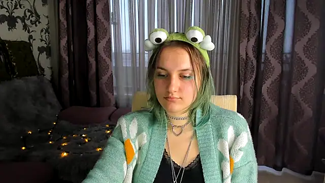 MelaniSep online show from 12-25-24, 01:09