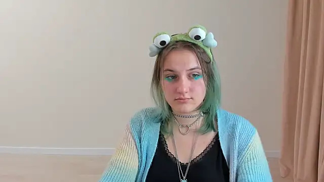 MelaniSep online show from 01-27-25, 03:50