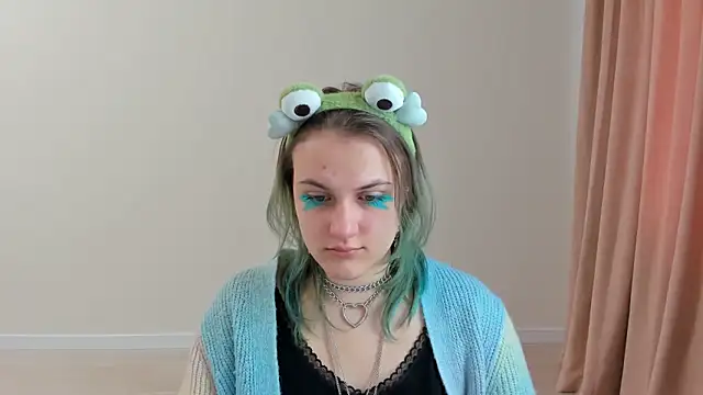 MelaniSep online show from 02-07-25, 08:33