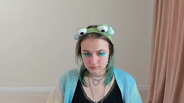 MelaniSep online show from 02-07-25, 01:22