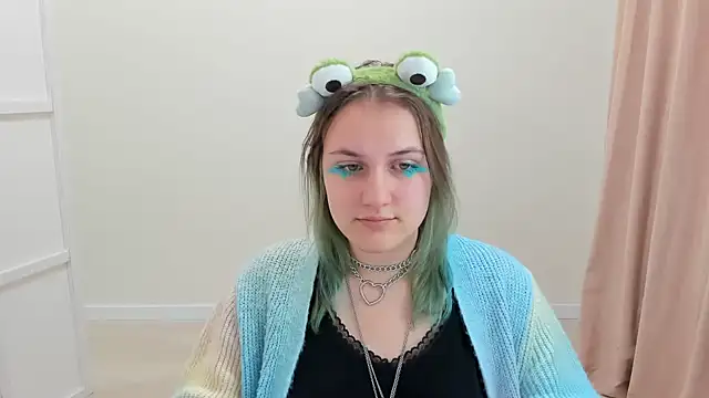 MelaniSep online show from 02-23-25, 04:02