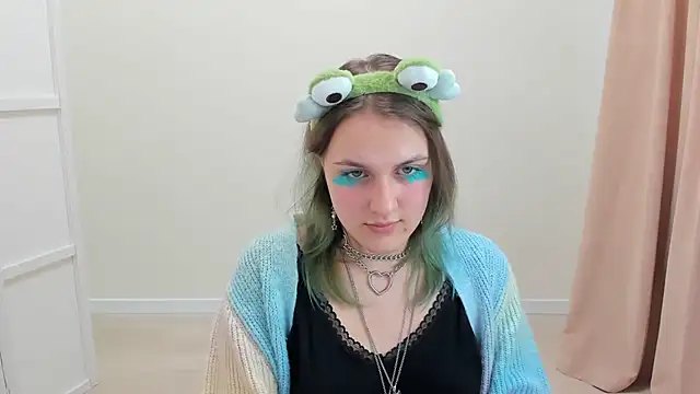 MelaniSep online show from 02-28-25, 01:36