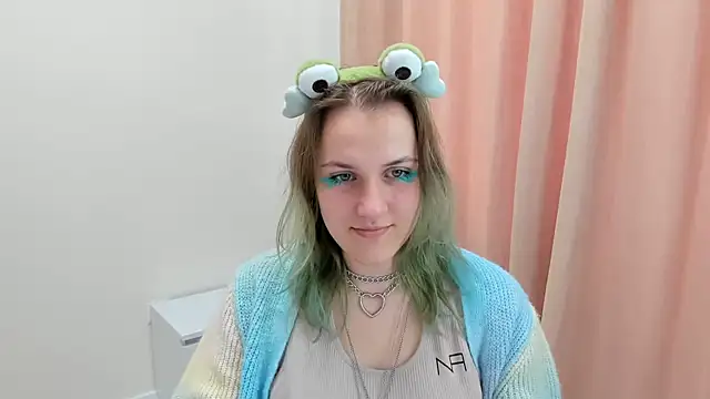 MelaniSep online show from 03-13-25, 09:54