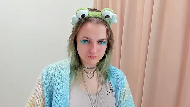 MelaniSep online show from 03-17-25, 01:08