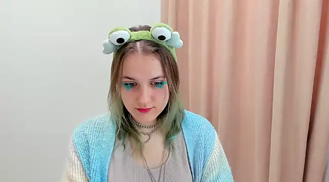 MelaniSep online show from 03-21-25, 09:23