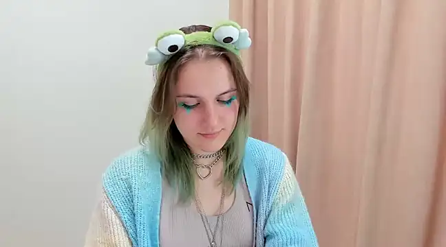 MelaniSep online show from 03-22-25, 02:03