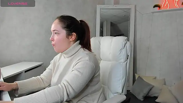 Aliisson Edwards online show from 02-02-25, 12:30