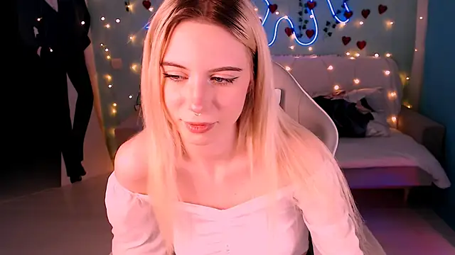 Snapshot of Sweet_Richal chatting on 03-14-25, 10:16 Sweet Richal online show from 03-14-25, 10:16