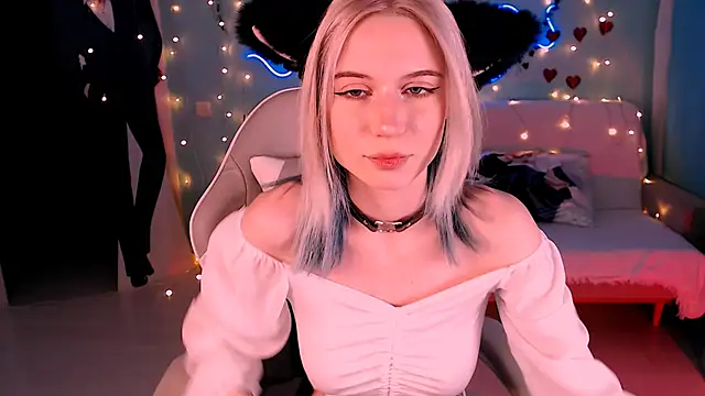 Snapshot of Sweet_Richal chatting on 03-21-25, 10:06 Sweet Richal online show from 03-21-25, 10:06