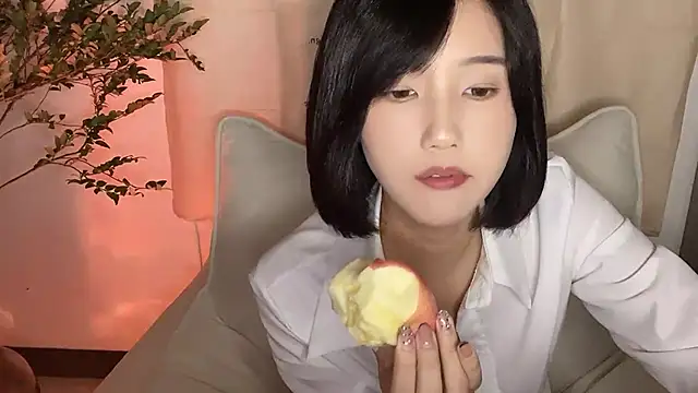 Snapshot of Arrebo1 chatting on 12-03-24, 10:06 Arrebo1 online show from 12-03-24, 10:06