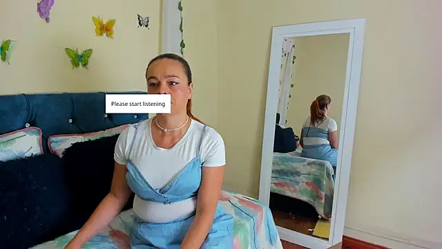 cristalwalker   online show from 10-06-25, 11:18