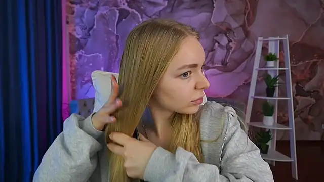 EmilySunshineS online show from 11-26-25, 07:20