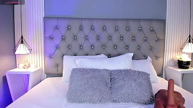 VioletthaRous online show from 01-09-26, 10:44