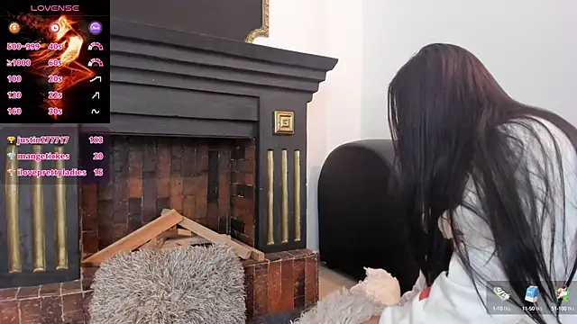 Snapshot of victoriajk chatting on 02-14-25, 11:53 victoriajk online show from 02-14-25, 11:53