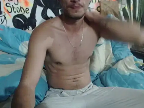 roystonee01 online show from 09-09-25, 09:42