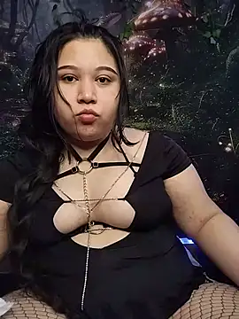 Snapshot of sharyl_24 chatting on 06-24-26, 03:00 sharyl 24 online show from 06-24-26, 03:00