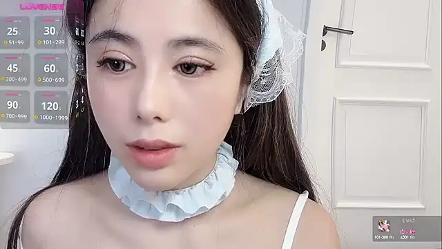 jiaozi-kiss online show from 09-20-25, 01:39