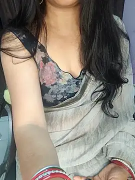 Snapshot of santurmom chatting on 01-16-26, 05:28 santurmom online show from 01-16-26, 05:28