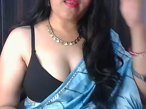 Snapshot of santurmom chatting on 02-22-26, 05:44 santurmom online show from 02-22-26, 05:44