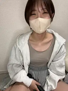 Snapshot of -x_MIU_x chatting on 03-12-25, 10:48 -x MIU x online show from 03-12-25, 10:48