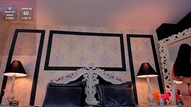 ImSophiie online show from 03-08-25, 11:18