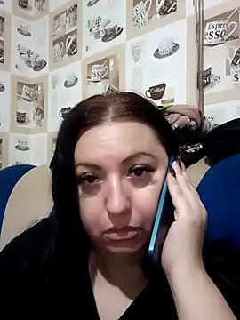 Veronica-Celie online show from 12-24-24, 04:08