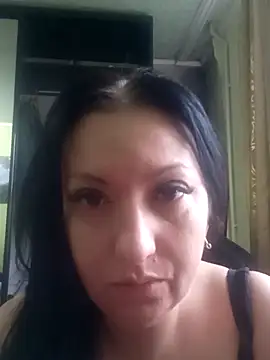 Veronica-Celie online show from 11-27-25, 06:48