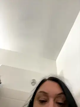 Snapshot of AlyssiaAmoreXO chatting on 10-23-25, 06:17 AlyssiaAmoreXO online show from 10-23-25, 06:17