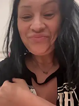 Snapshot of AlyssiaAmoreXO chatting on 11-06-25, 02:07 AlyssiaAmoreXO online show from 11-06-25, 02:07