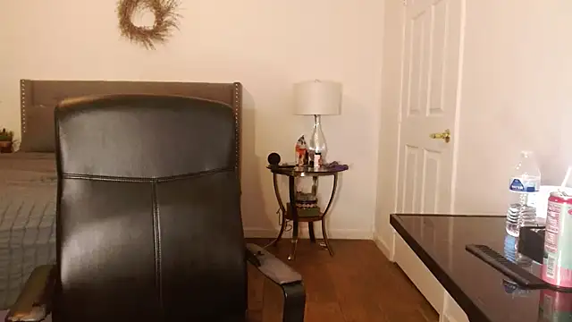 Snapshot of AlyssiaAmoreXO chatting on 11-13-25, 03:55 AlyssiaAmoreXO online show from 11-13-25, 03:55