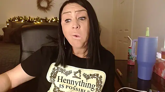 Snapshot of AlyssiaAmoreXO chatting on 11-17-25, 06:46 AlyssiaAmoreXO online show from 11-17-25, 06:46