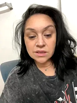 Snapshot of AlyssiaAmoreXO chatting on 12-03-25, 01:20 AlyssiaAmoreXO online show from 12-03-25, 01:20